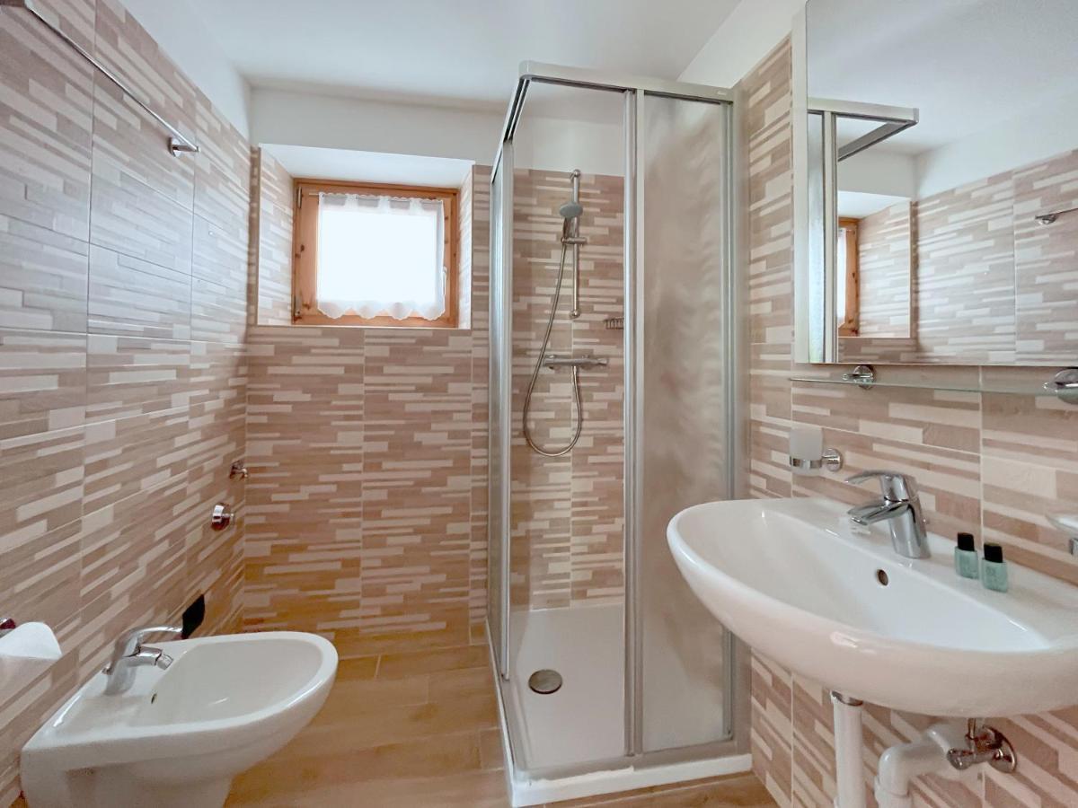 Chalet I Clus Livigno Exterior foto